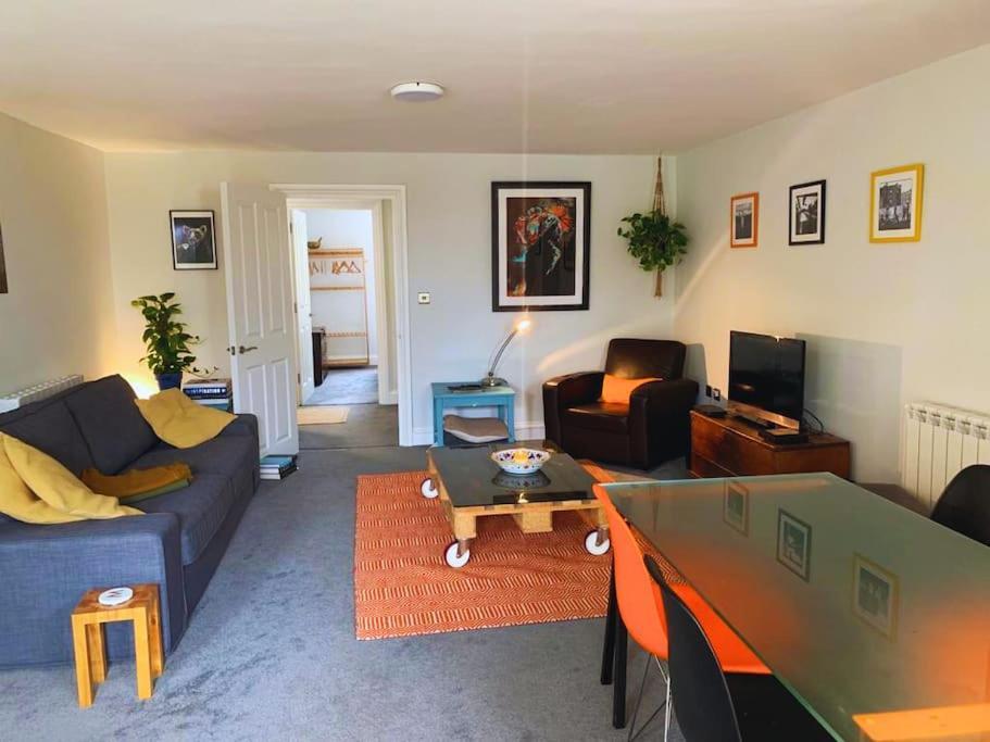 Apartment No.2